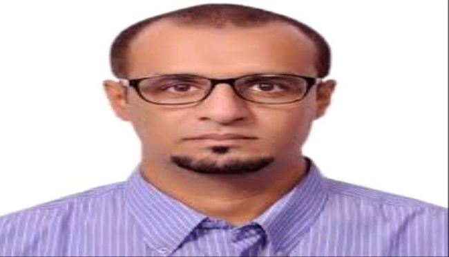 موظفو ديوان وزارة التعليم العالي يباركون للدكتور عبدالرقيب جبران بمناسبة تعيينه مديرا للبعثات