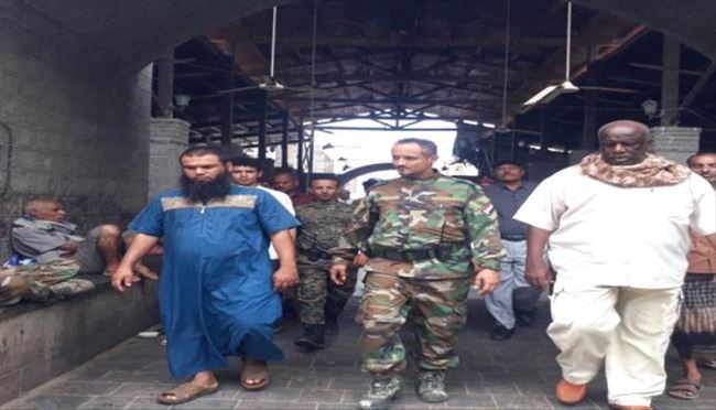 قيادة شرطة وإنتقالي التواهي يفقدان اوضاع سوق عامر المركزي