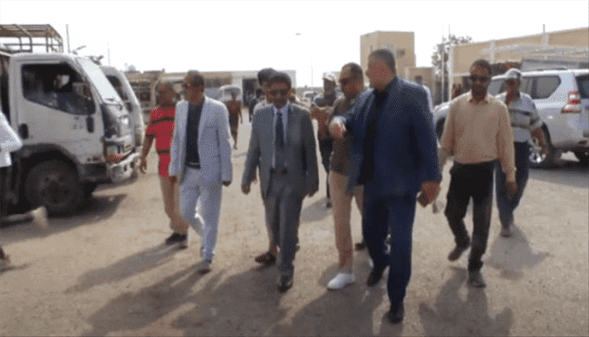 المدير العام التنفيذي للشركة اليمنية للغاز يزور مستودعات ومخازن الغاز التابعة لشركة النفط اليمنية بمنطقة حباير بمديرية غيل باوزير