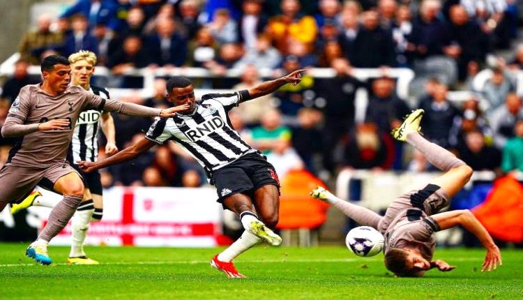 نيوكاسيل يفوز على توتنهام برباعية في الدوري الانجليزي  