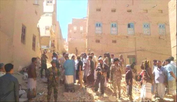 انهيار منزل في حضرموت يخلف وفيات وجرحى