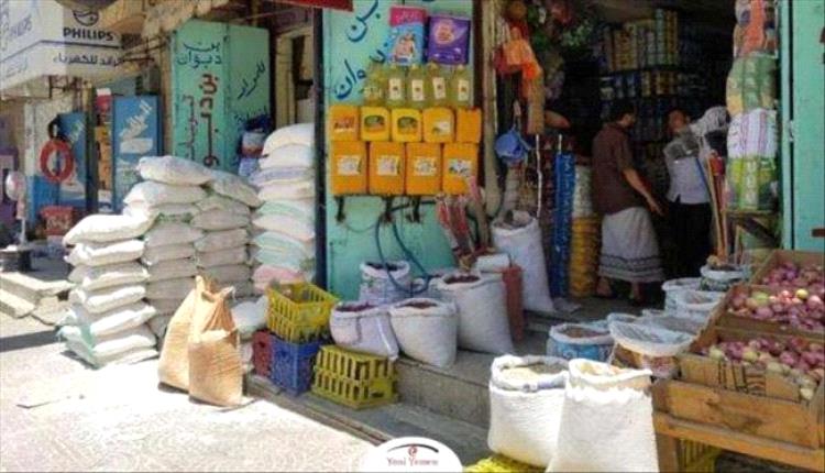 مواطنو مدينة الشعب بعدن يشكون غياب الرقابة على الأسواق واستمرار ارتفاع الأسعار