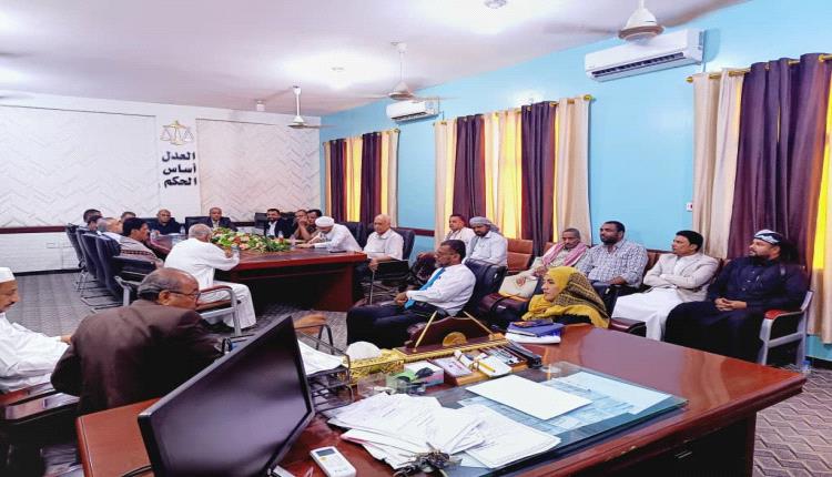محكمة استئناف حضرموت تعقد لقاءً تشاوريا موسعا لتعزيز التنسيق ومعالجة معوقات العمل القضائي