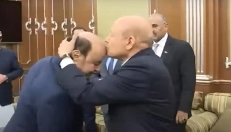 مصادر: توافق على إعادة هيكلة مجلس القيادة الرئاسي واستبعاد العليمي… ووفد سعودي-إماراتي يبحث ترتيبات جديدة في عدن