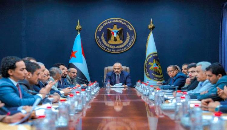 الانتقالي الجنوبي يؤكد ضرورة تحرك رئاسي وحكومي عاجل لانتشال الأوضاع المتدهورة