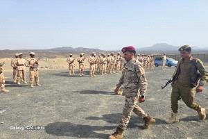 العميد نصر عاطف اليافعي قائد ألوية الدعم والإسناد يشيد بجاهزية اللواء الثاني دعم واسناد بمحور أبين 