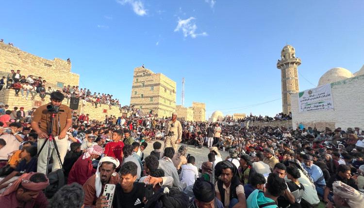 انطلاق مهرجان يافع التراثي 2025 من قلعة القارة التاريخية وسط حضور جماهيري ورسمي واسع