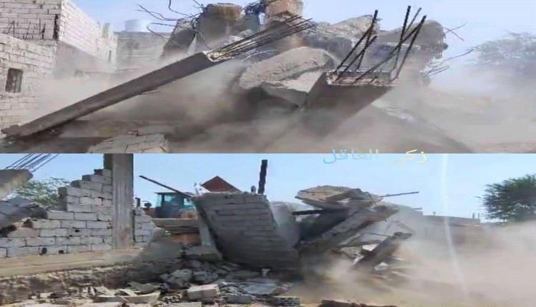 بموجب مذكرة رسمية ازالة بناء عشوائي في منطقة الممدارة بعدن