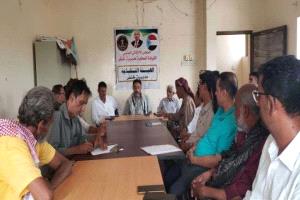 الحييد يعقد لقاءً مع تنفيذية انتقالي خنفر وأعضاء من مجلس المستشارين والجمعية الوطنية بالمديرية