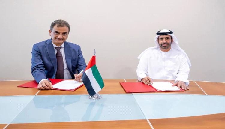 بدعم من دولة الإمارات.. محافظ عدن يوقّع اتفاقية بناء مستشفى مع كافة ملحقاته