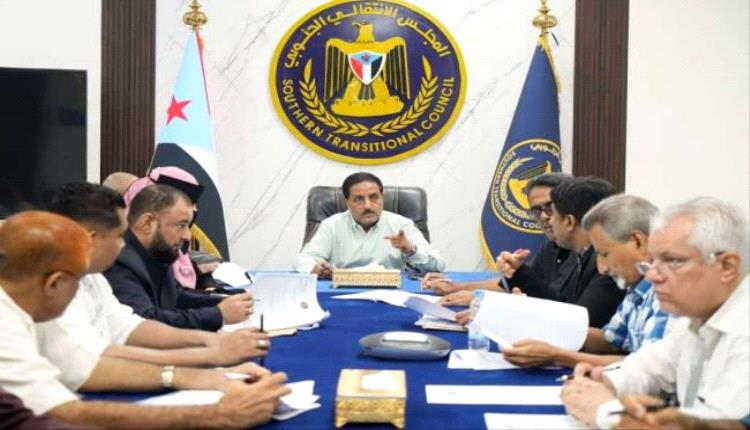 الأمانة العامة بالانتقالي تناقش تقرير أوضاع المساجد والمراكز الدينية في الجنوب