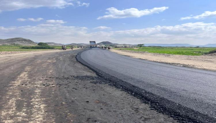 تسفلت الطريق الدائري الحصن-سد حسان: البواكير الأولى لمشروع استراتيجي عملاق