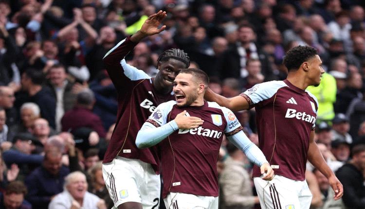 أستون فيلا يعاقب توتنهـام في عقر داره