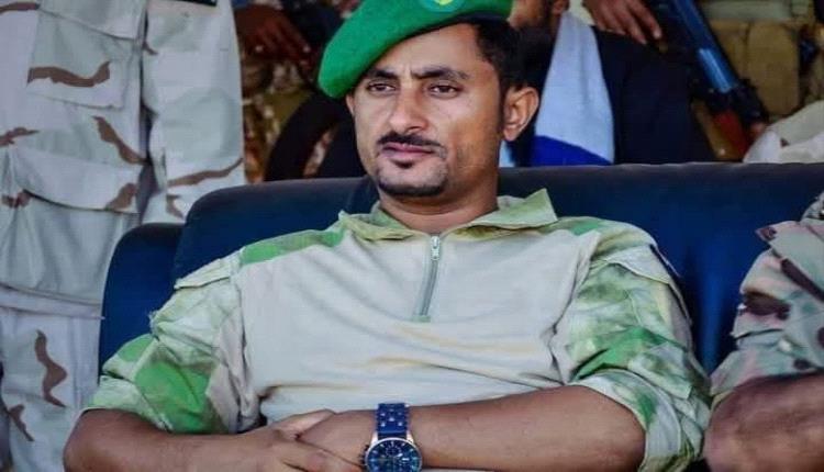 قائد محور يافع العميد أكرم الحنشي يعزي في شهداء جبهات يافع  