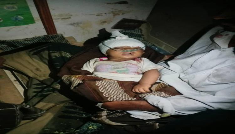 إصابة طفل رضيع بقصف صاروخي حوثي في مقبنة