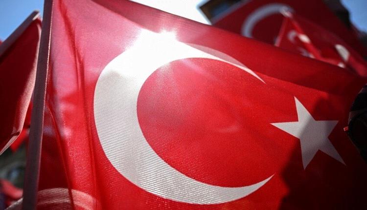 الدفاع التركية تفيد بتدمير لغم  في البحر الأسود قرب حدود بلغاريا  