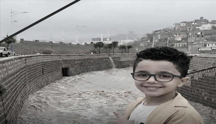فاجعة في تعز.. العثور على الطفل أيلول السامعي متوفياً بعد جرفته السيول