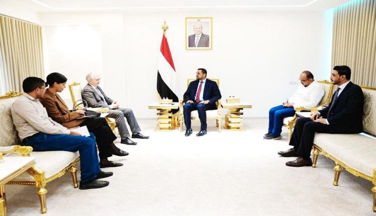 وزير الدولة القديمي يلتقي السفير الألماني لدى اليمن