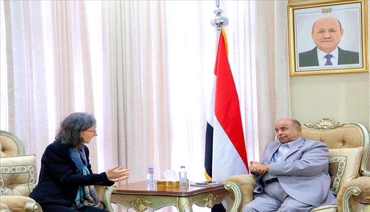 الخنبشي يثمن مواقف فرنسا الداعمة لمجلس القيادة الرئاسي والحكومة