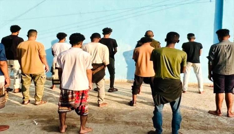 مكافحة المخدرات تضبط 12 متهماً في عدن