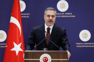 تحركات دبلوماسية متواصلة.. اتصالات تركية مع روسيا والسعودية وزيارة إيرانية إلى أنقرة  