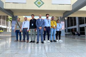 الطلاب الفائزين بمنح شركة المقبلي للطاقة يغادرون عدن إلى جمهورية الصين الشعبية