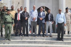 بحضور مدير عام المديرية أحمد الداؤودي..
رئيس محكمة استئناف العاصمة عدن يتفقد سير العمل في المجمع القضائي بالمنصورة