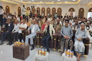 وكيل حضرموت يؤكد أهمية المشاريع المهنية المستدامة في تمكين الشباب 