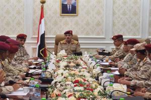 وزير الدفاع يعقد اجتماعا بهيئة التدريب والتأهيل ويوجه بمضاعفة الجهود لرفع كفاءة القوات المسلحة 