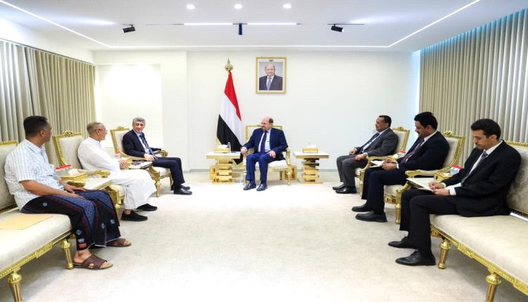 رئيس الوزراء يؤكد ان القطاع الخاص شريك أساسي في تحقيق التعافي الاقتصادي واستعادة النشاط الاستثماري 