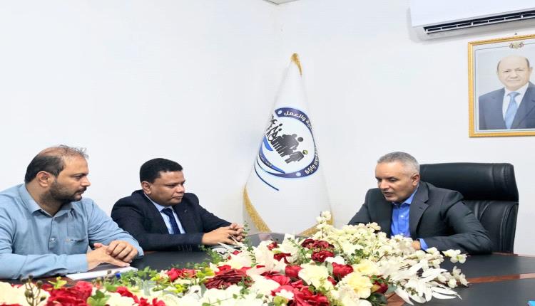 وزير الشؤون الاجتماعية يناقش مع ائتلاف الخير إعادة تأهيل الجمعيات والتعاونيات الزراعية والسمكية