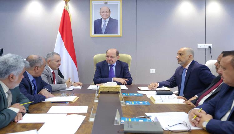 مجلس إدارة الصندوق الاجتماعي للتنمية يعقد اجتماع في عدن برئاسة رئيس الوزراء ويؤكد استدامة الشراكة مع المانحين