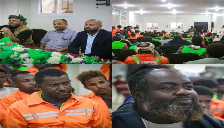 محافظ الضالع يقر رفع رواتب عمال النظافة 300% وتفعيل التأمين الصحي لهم