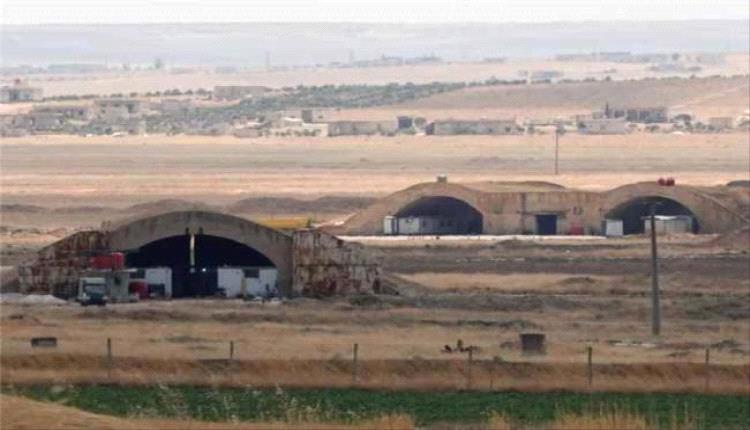 سوريا: لا خطط لوجود عسكري تركي في قاعدة جوية قصفتها إسرائيل