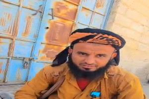 أمين طنجله.. حكاية رجل من الوشل جمع بين الحرف والهدف والكلمة