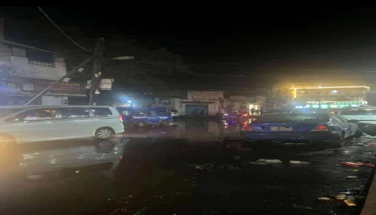 غرق شوارع الشيخ عثمان بمياه المجاري في أول يوم من رمضان