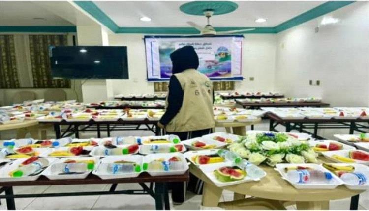 انطلاق قافلة “الأيادي البيضاء” لتفطير الصائمين في محافظة عدن