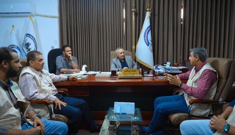 وزير الشؤون الاجتماعية والعمل يلتقي بممثلي المؤسسة الطبية الميدانية