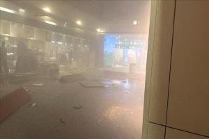 إصابة 4 أشخاص إثر قصف بطائرة مسيّرة إيرانية مطار دبي الدولي