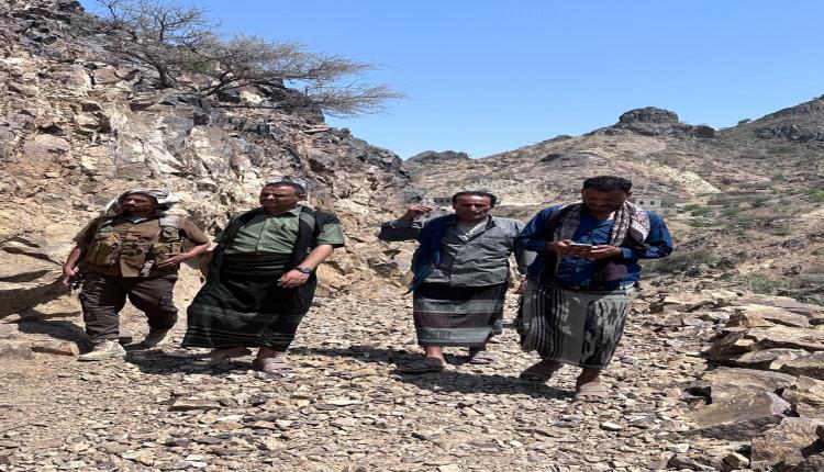 وكيل محافظة الضالع يزور جبهة الأزارق ويشيد بصمود الأبطال في وجه المليشيات