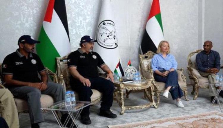 المستشفى الميداني الإماراتي في غزة يستقبل وفداً من مكتب الأمم المتحدة