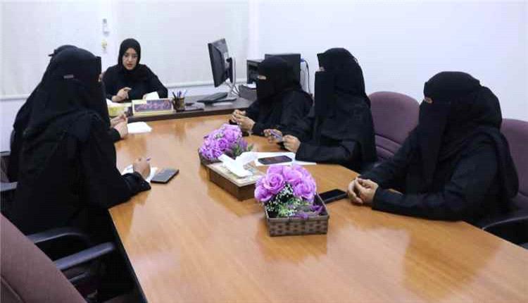 وكيل حضرموت لشؤون المرأة تبحث أولويات المرحلة لتعزيز تمكين المرأة بوادي وصحراء حضرموت