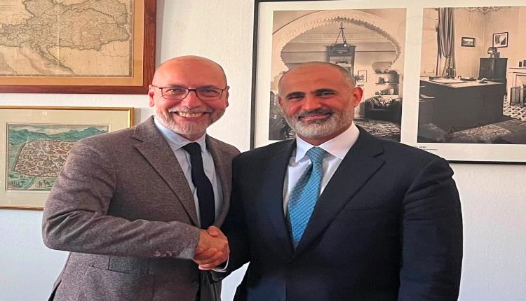 السفير الحضرمي يبحث مع الخارجية التشيكية العلاقات الثنائية والتدخلات الإيرانية السافرة في اليمن 