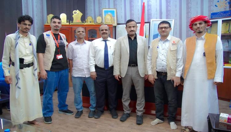 المحافظ بن الوزير يرحب بافتتاح مكتب لمنظمة رعاية الطفولة الدولية في شبوة ويؤكد دعم السلطة المحلية للشراكات التنموية