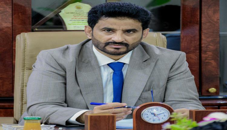 نائب وزير النقل: الحوثيون عطلوا مطار صنعاء واحتجزوا أموال وطائرات "اليمنية" بينما ميناء الحديدة يواصل استقبال البضائع بانتظام
