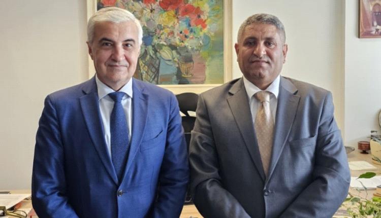 السفير شمر يستعرض مع مسؤول بلغاري التطورات السياسية والتدخلات الإيرانية في اليمن  
