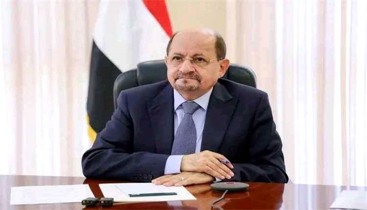 الزنداني يدعو إلى موقف دولي حازم لوقف تهديدات الحوثيين للملاحة البحرية
