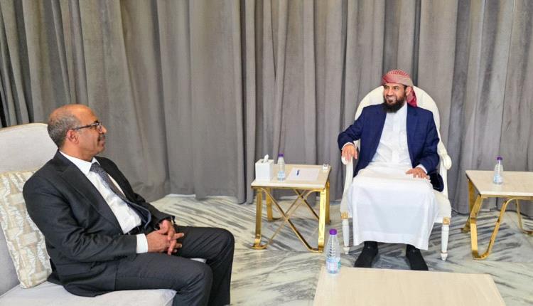 المحرّمي يناقش مع وزير النفط ترتيبات استئناف تصدير النفط الخام وتعزيز موارد الدولة