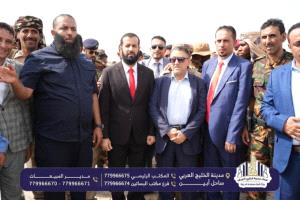 محافظ أبين يدشن أولى دفعات أراضي التعويضات بمنطقة العلم