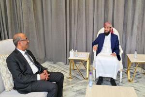 المحرّمي يناقش مع وزير النفط ترتيبات استئناف تصدير النفط الخام وتعزيز موارد الدولة